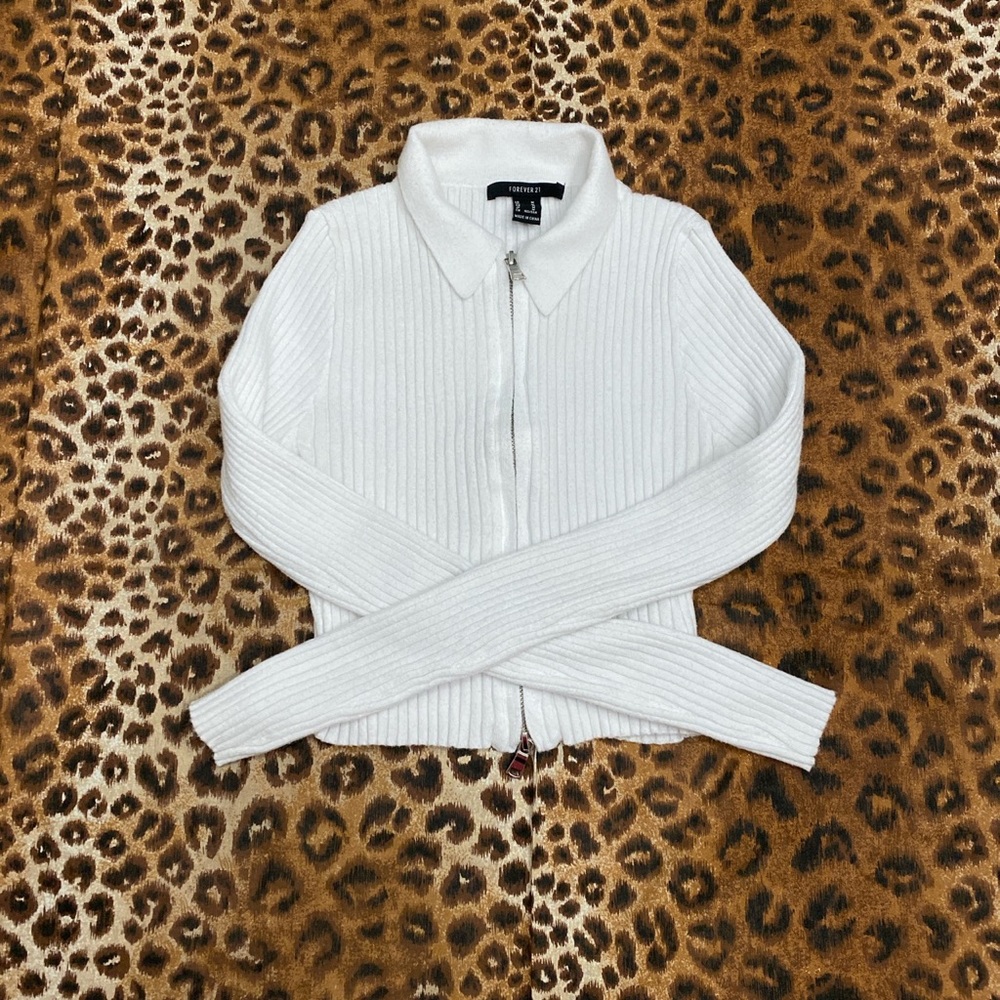 White cropped long sleeve cardigan